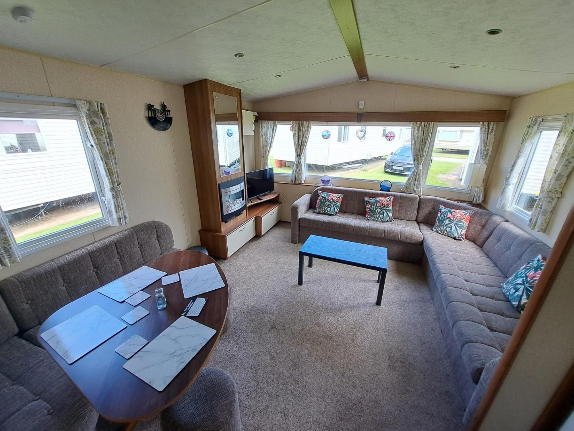 Caravan Waxholme Buitenkant foto