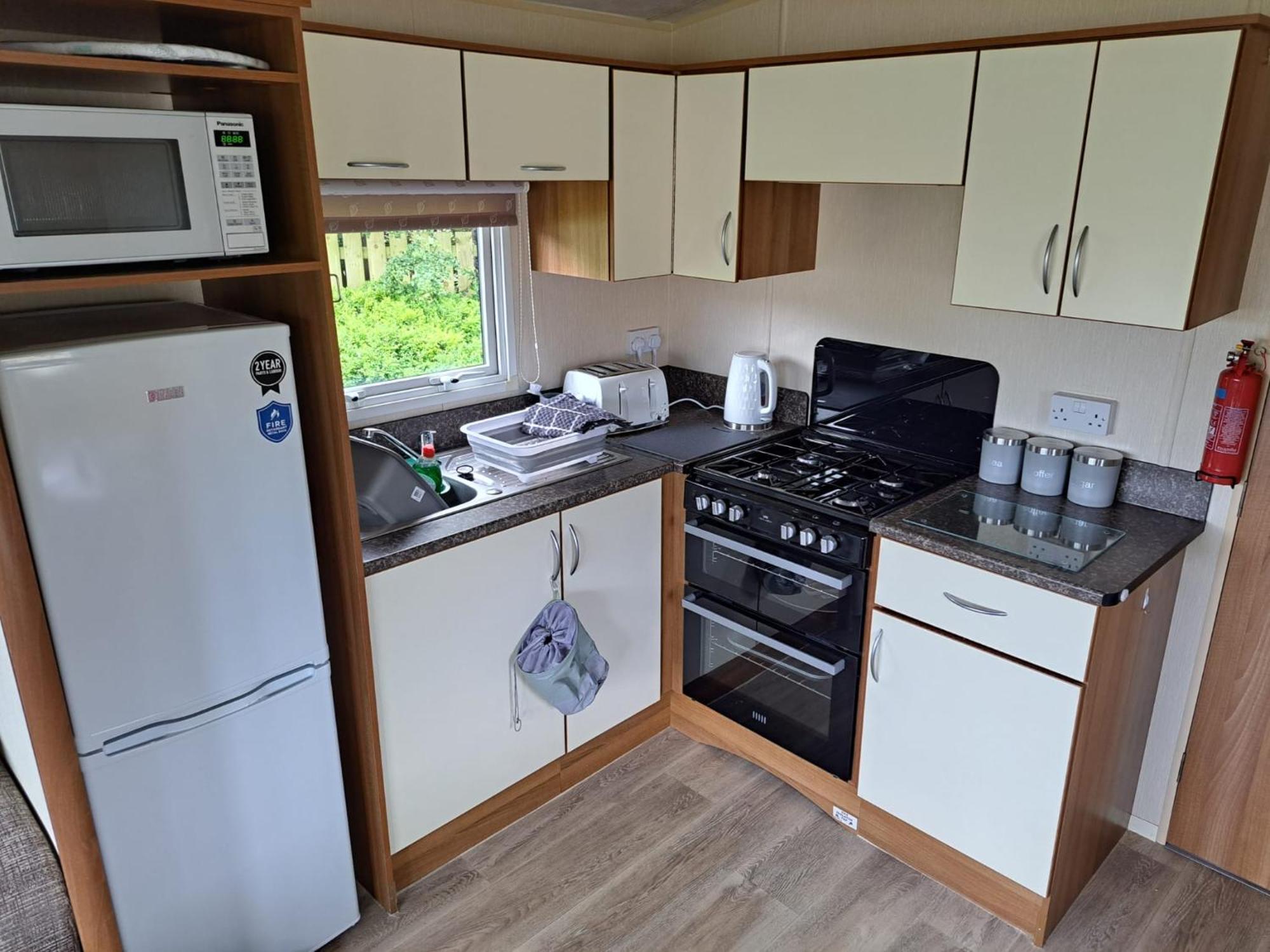 Caravan Waxholme Buitenkant foto