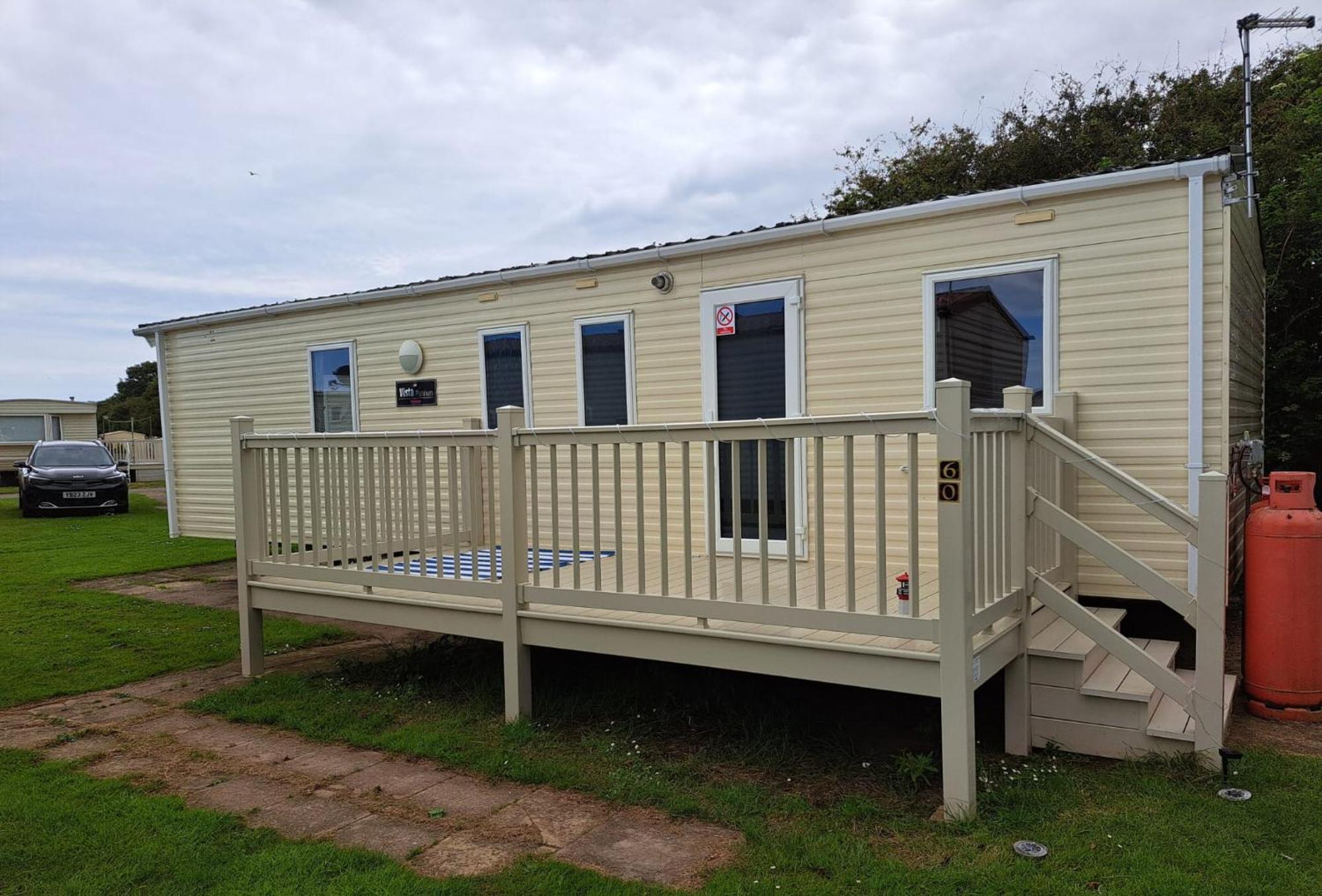 Caravan Waxholme Buitenkant foto